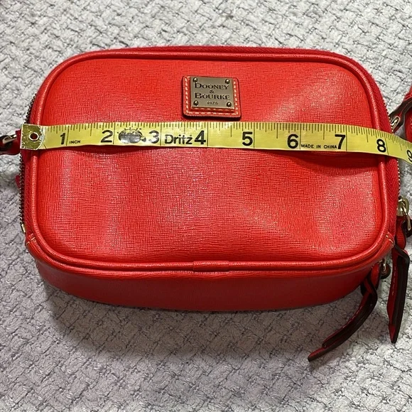 DOONEY & BOURKE CAMERA PEBBLED GRAIN ITALIAN LEATHER CROSSBODY Red/Orange - Picture 14 of 16